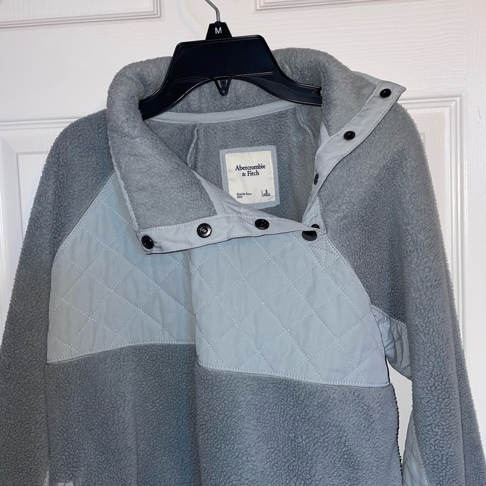 Grey Abercrombie and Fitch Polo Sweatshirt - Picture 5 of 8